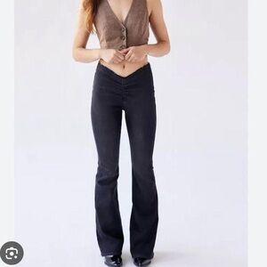 BDG ruched V front jeans